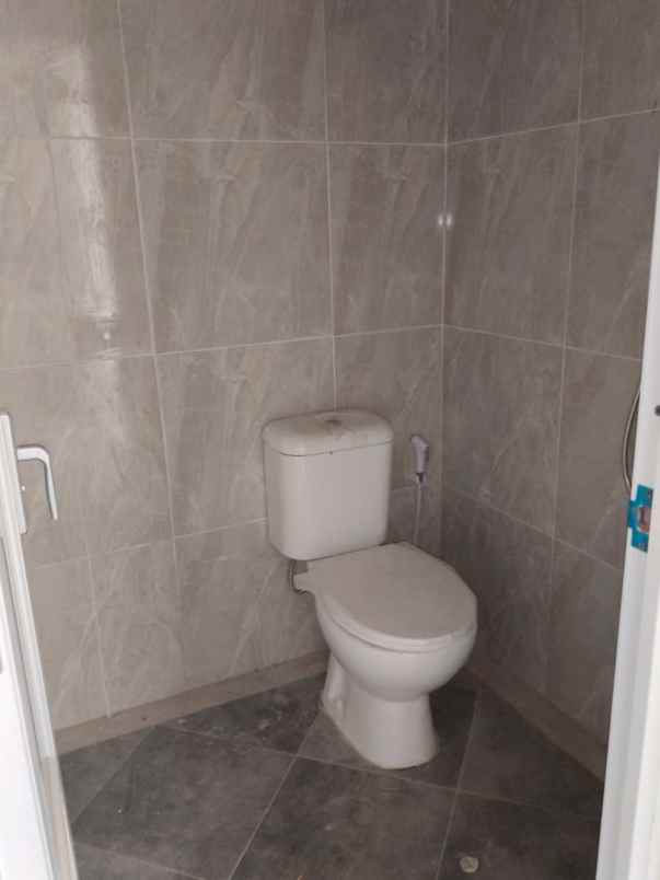 rumah baru strategis dp 0 di sukmajaya depok