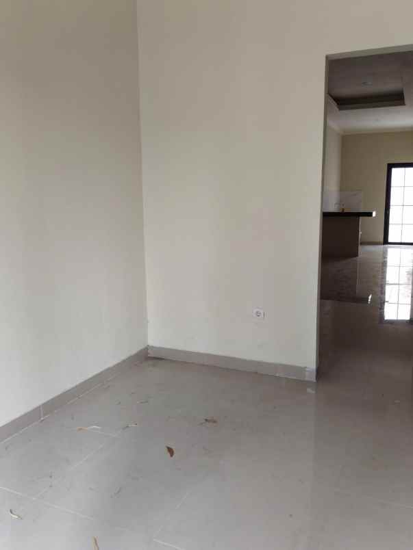rumah baru strategis dp 0 di sukmajaya depok