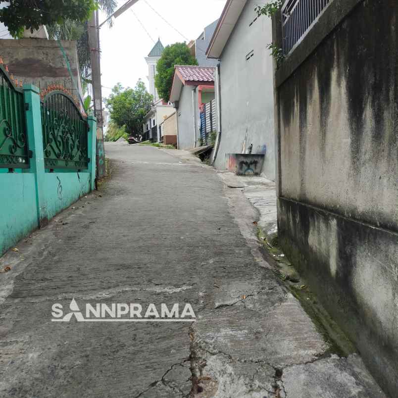 rumah beji timur