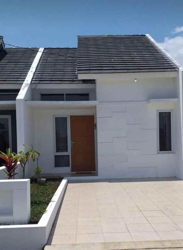 rumah cantik lux dekat podomoro cikoneng