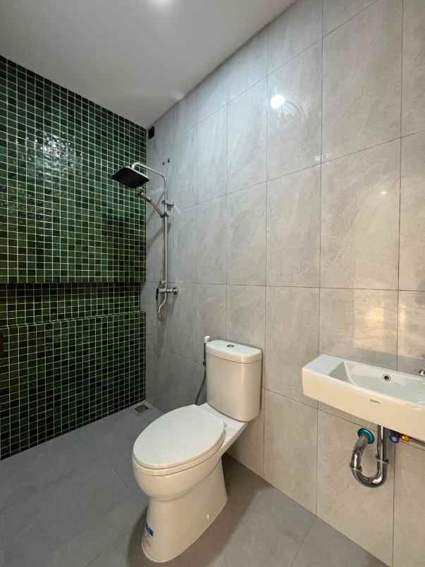 rumah cluster baru 2 lantai dekat mall xchange bintaro