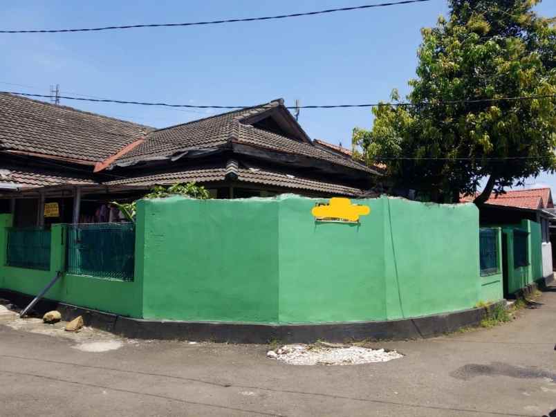 rumah dan kontrakan 2 pintu di srengseng sawah jak sel