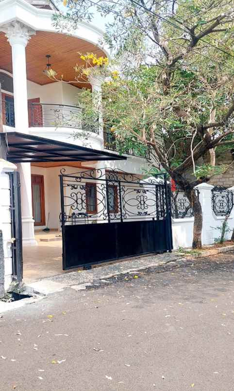 rumah dijual di pejaten barat jakarta selatan