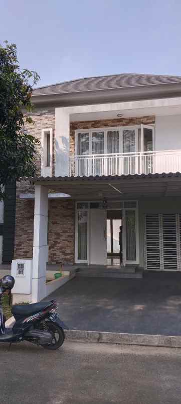 rumah dijual di sumarecon bekasi