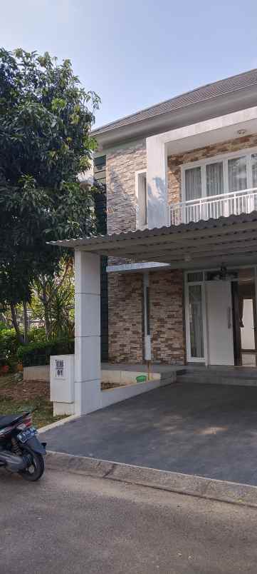 rumah dijual di sumarecon bekasi