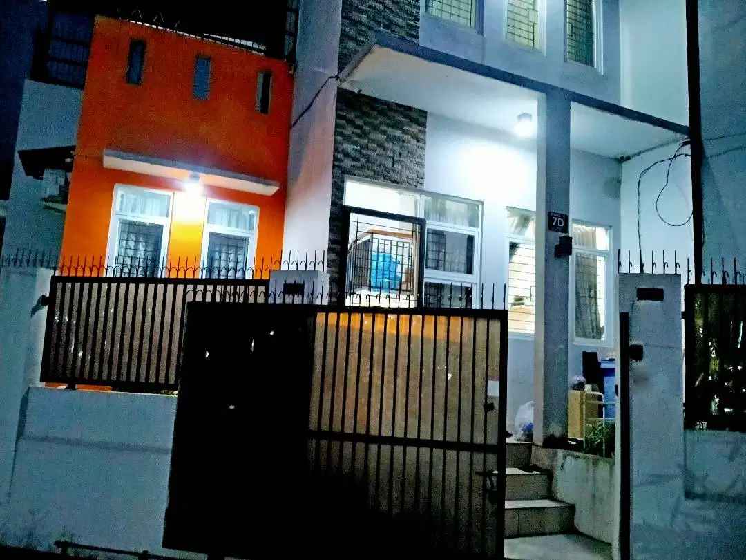 rumah disewakan bekasi timur 1 km pintu tol