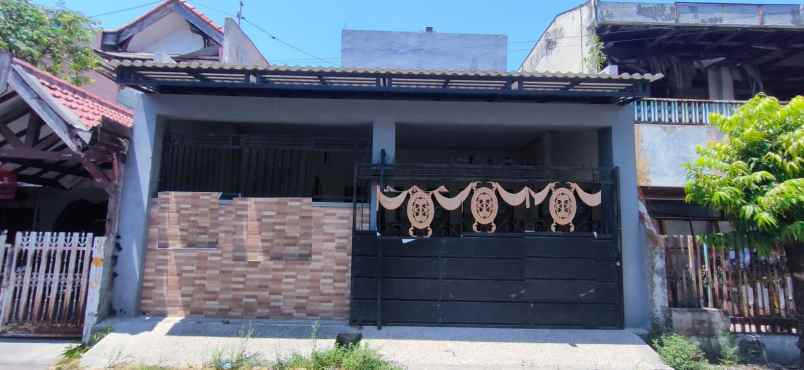 rumah disewakan ngagel madya surabaya timur