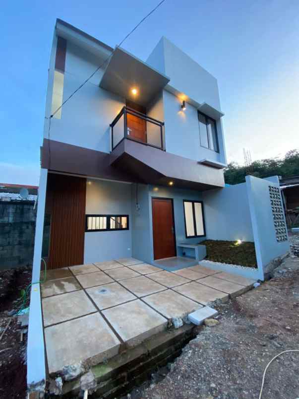 rumah dp 0 siap huni 2 lantai desain modern industrial