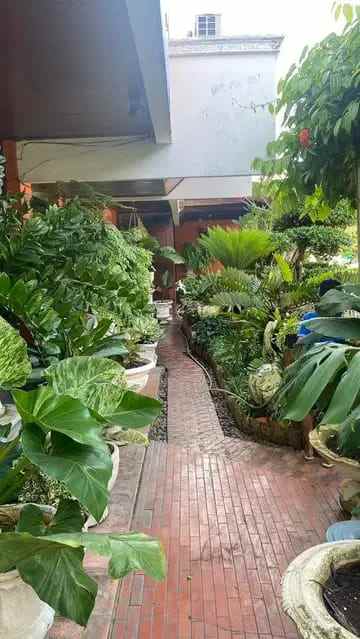 rumah hook bebas banjit jual murah di salemba paseban