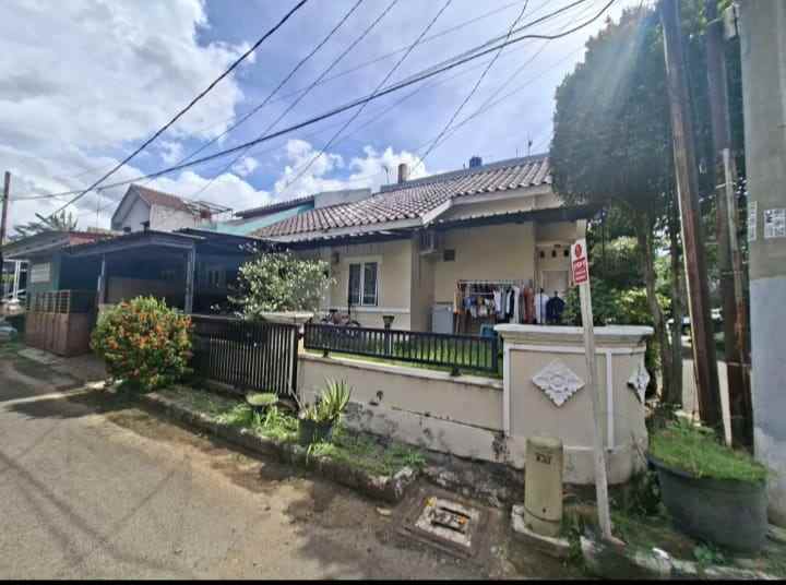 rumah hook dalam cluster di bella casa residence depok