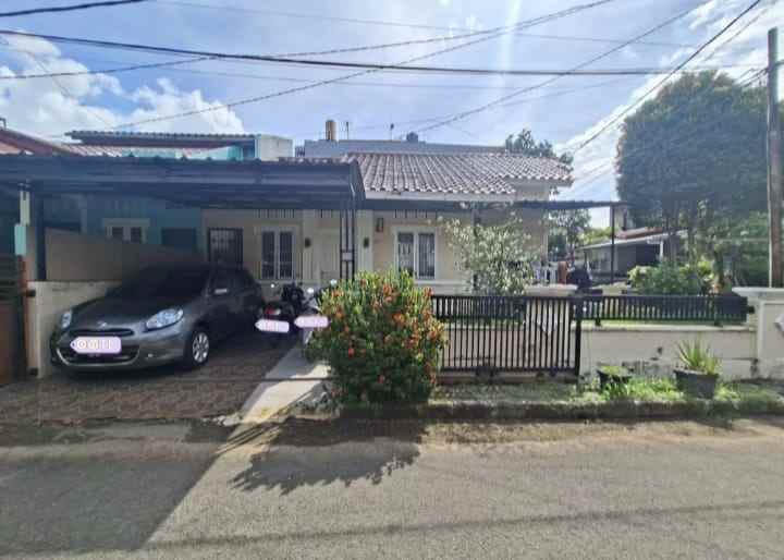 rumah hook dalam cluster di bella casa residence depok