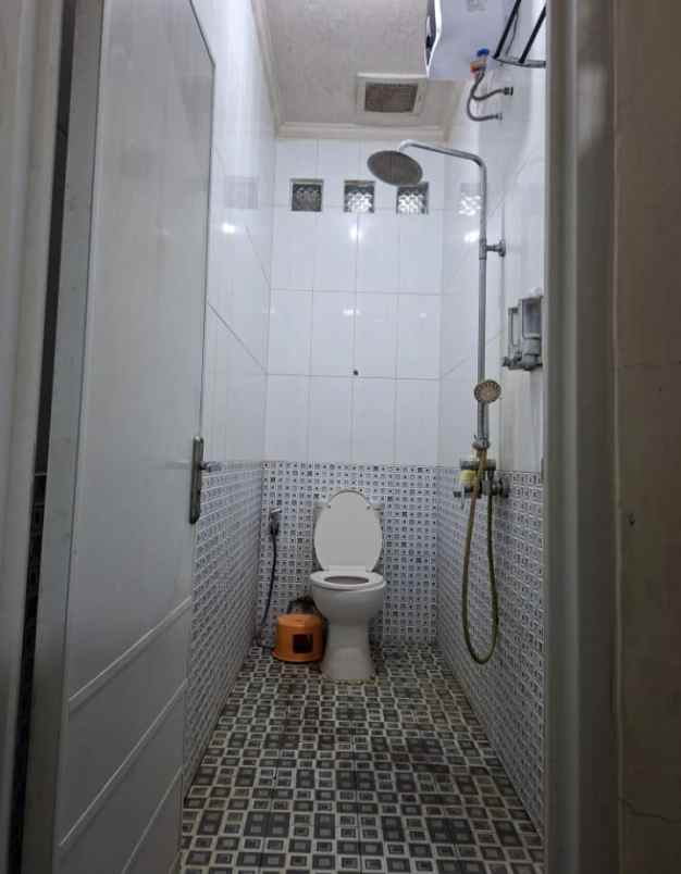 rumah hook dalam cluster di bella casa residence depok