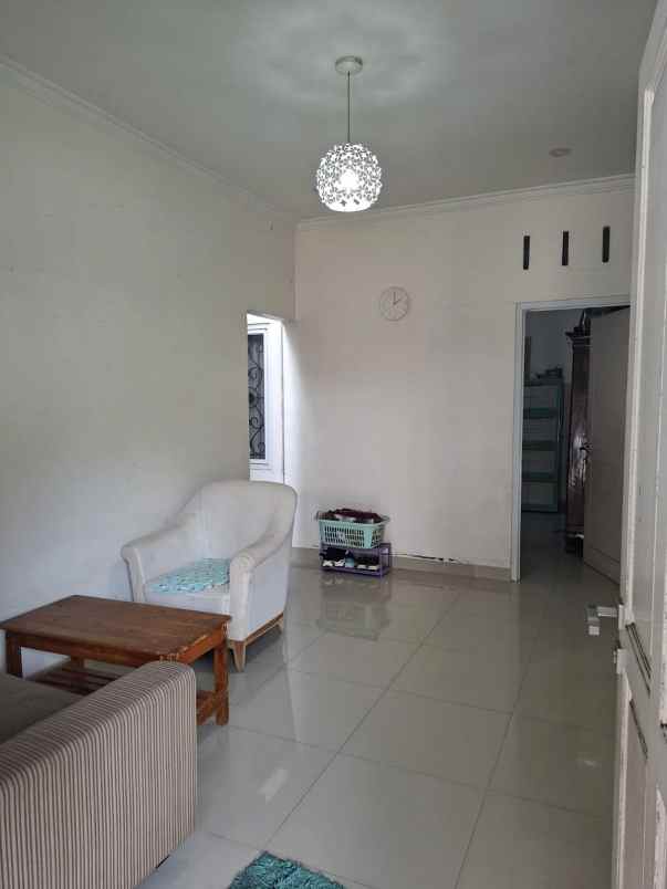 rumah hook dalam cluster di bella casa residence depok