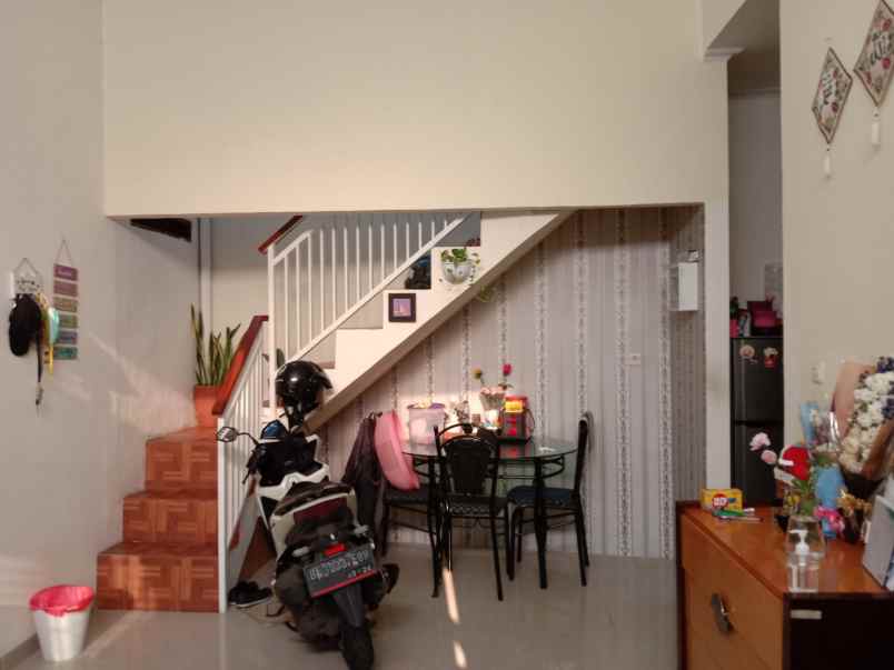 rumah hook kav pertanian dekat kampus jgu depok