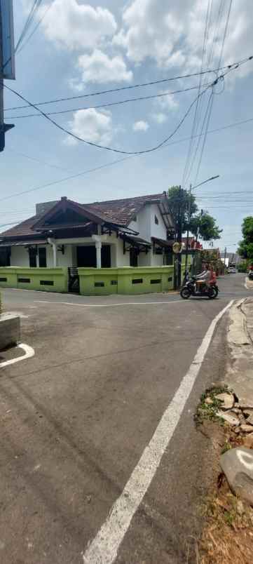 rumah hook siap huni banyumanik semarang