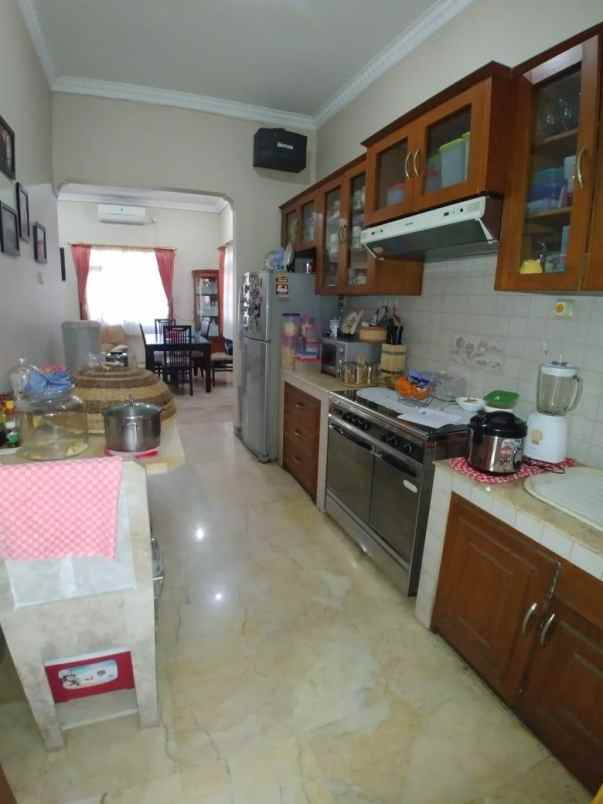 rumah hook tengah kota bandung di suryalaya siap huni