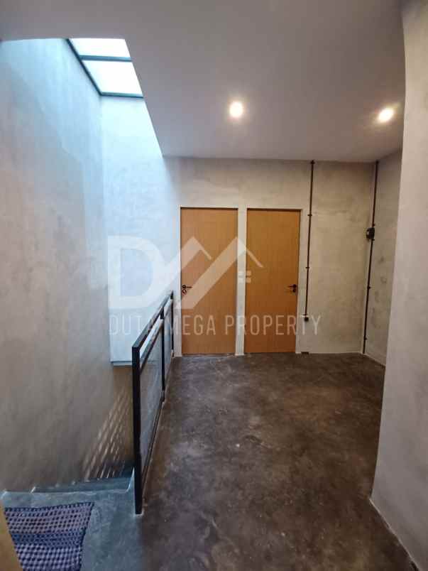 rumah industrial siap huni griya loka bsd