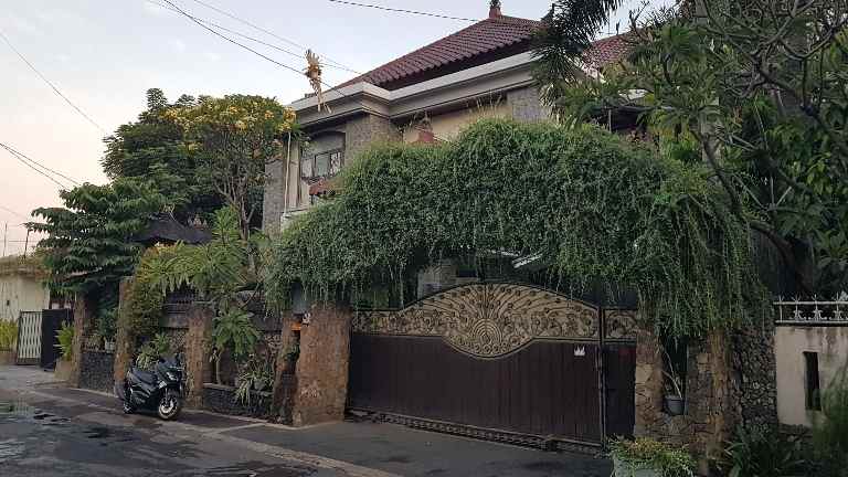 rumah jalan dewi madri