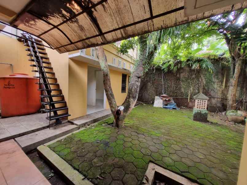 rumah jl durian selatan 2c no 3