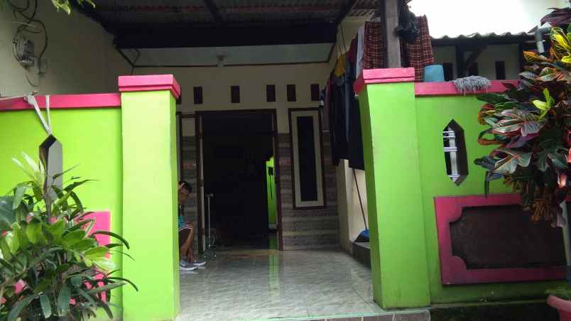 rumah jl raya cibadak