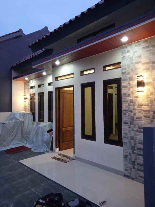 rumah jl taman induk