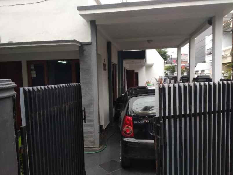 rumah jl tebet timur jakarta selatan