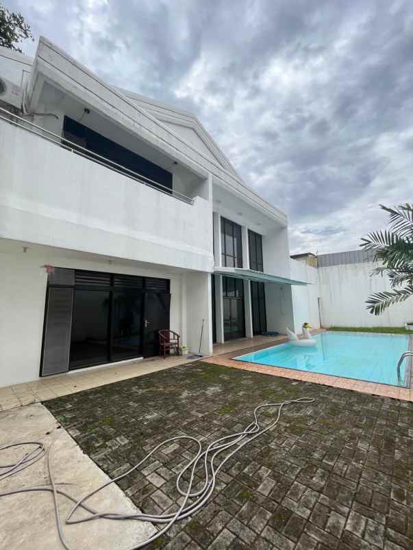 rumah lux di bangka 500 meter ke bangka raya ada pool