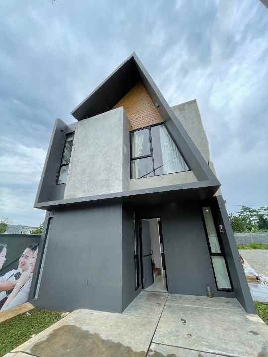 rumah mewah di ciater bsd tanggerang selatan