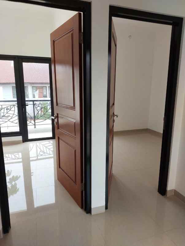 rumah mewah di depok dijual ala bali modern 2 lantai