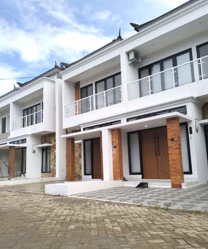 rumah mewah di depok dijual ala bali modern 2 lantai