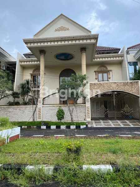 rumah mewah di margorejo full furnished