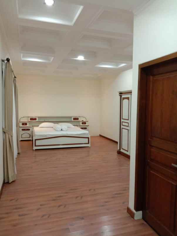 rumah mewah full furnished dekat kantor bpn kota bogor