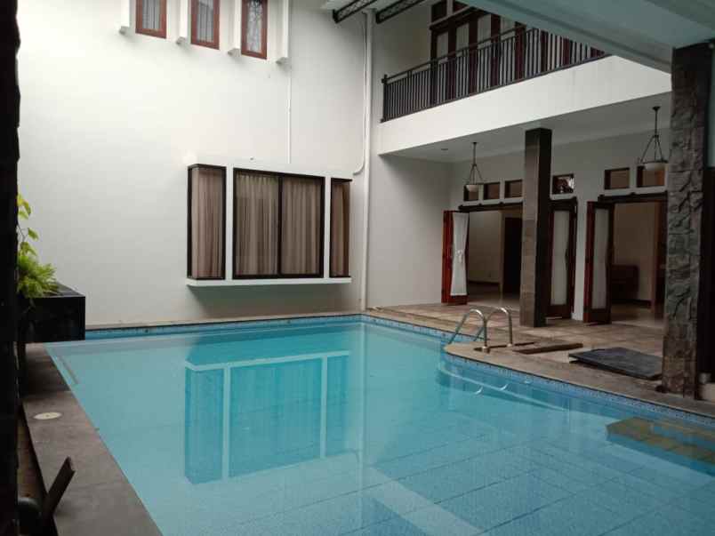 rumah mewah full furnished dekat kantor bpn kota bogor