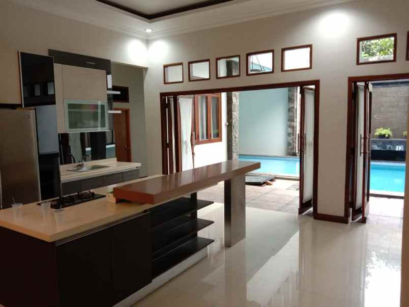 rumah mewah full furnished dekat kantor bpn kota bogor