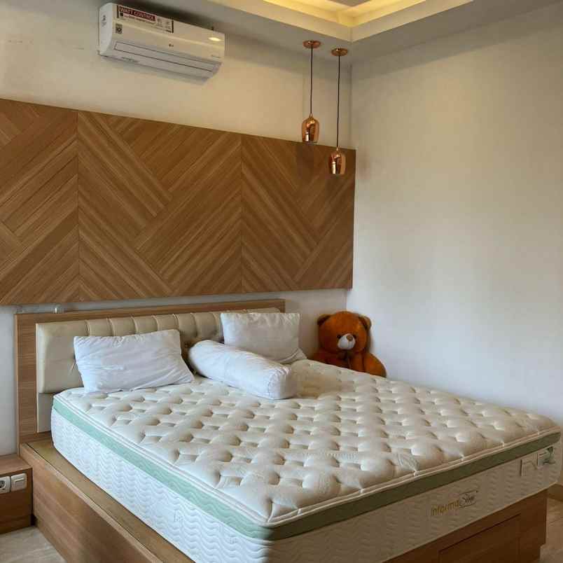 rumah mewah luas setiabudi cipaku semi furnish