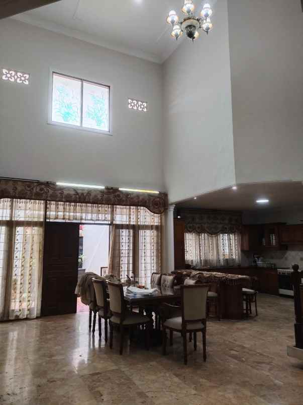 rumah mewah siap huni di duren sawit jakarta timur