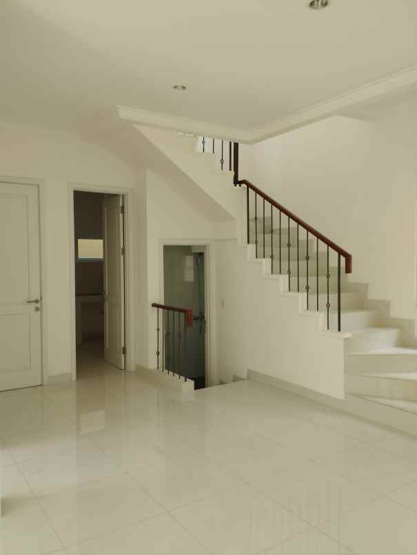 rumah mewah siap huni di gading serpong