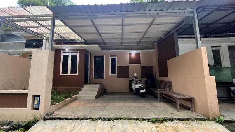 rumah mewah siap huni lokasi dieng malang
