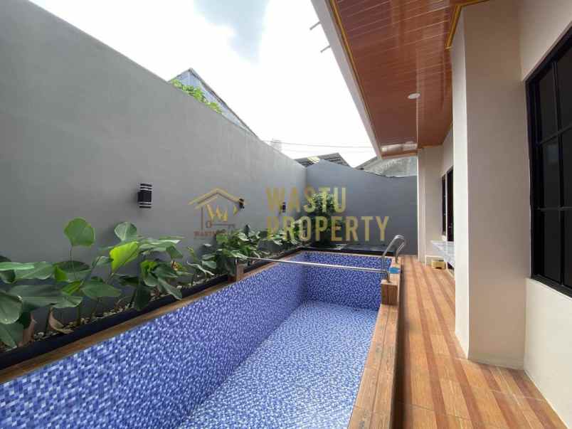 rumah mewah view sawah private pool di maguwoharjo