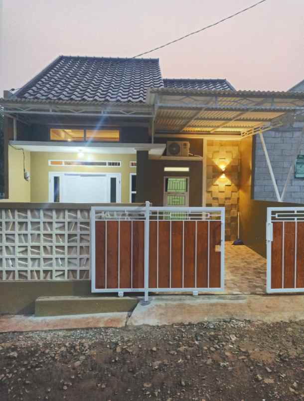 rumah modern di selatan jakarta harga perdana