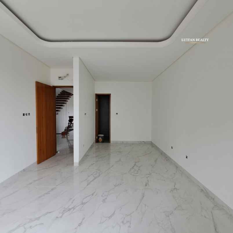 rumah modern kontemporer dalam cluster