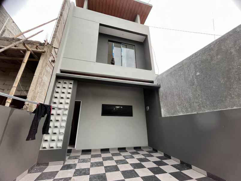 rumah murah 2 lantai di cibiru hilir bandung