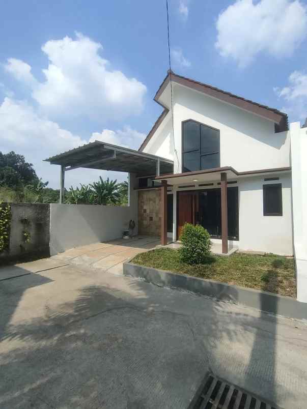 rumah ready siap huni dijalan mampang indah 2 depok