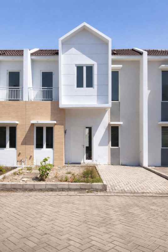 rumah rizt coast sidoarjo