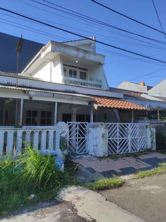 rumah second di perumahan baruk selangkah raya merr