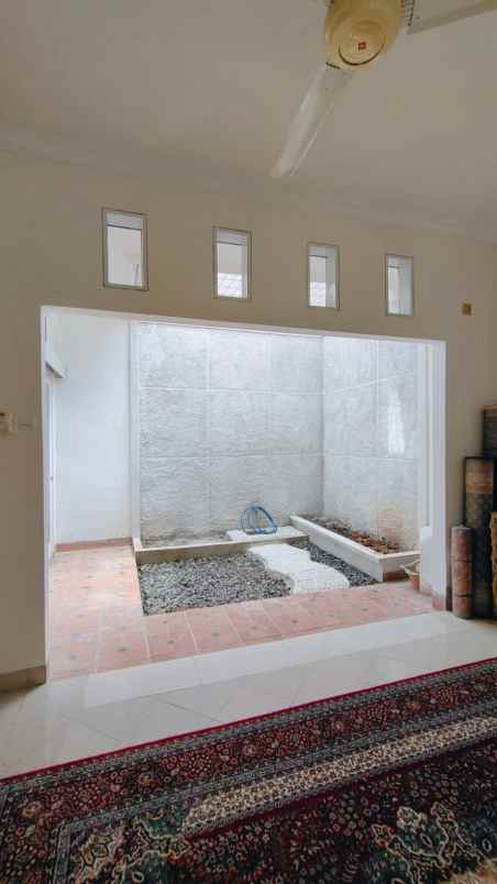 rumah second layak huni posisi hook di nusaloka bsd