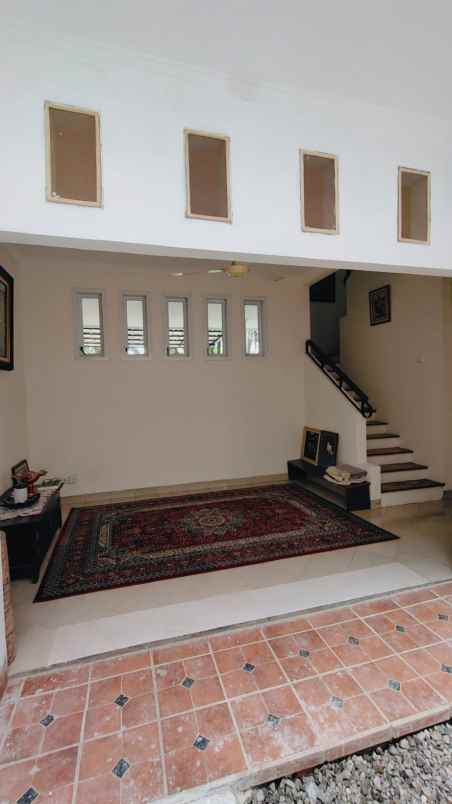 rumah second layak huni posisi hook di nusaloka bsd