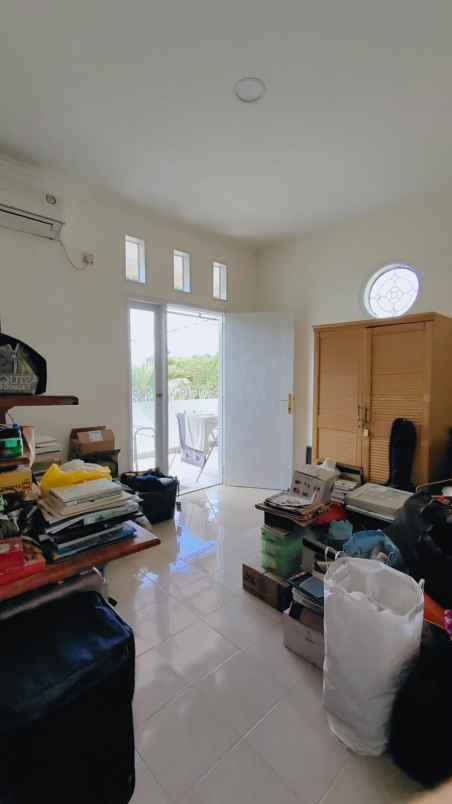 rumah second layak huni posisi hook di nusaloka bsd