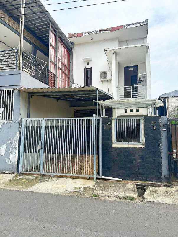 rumah second minimalis di pasar minggu jakarta selatan