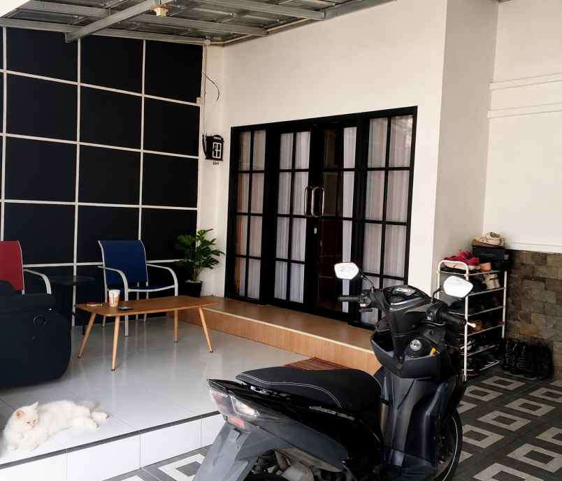 rumah second terawat di taman sari persada bogor